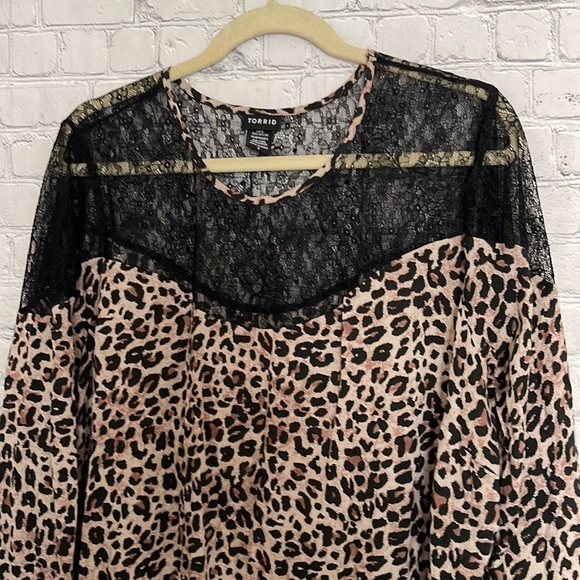 Torrid Leopard Print Blouse - Picture 4 of 11